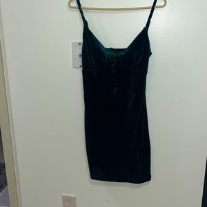 Velvet green cocktail dress size L buttons down front